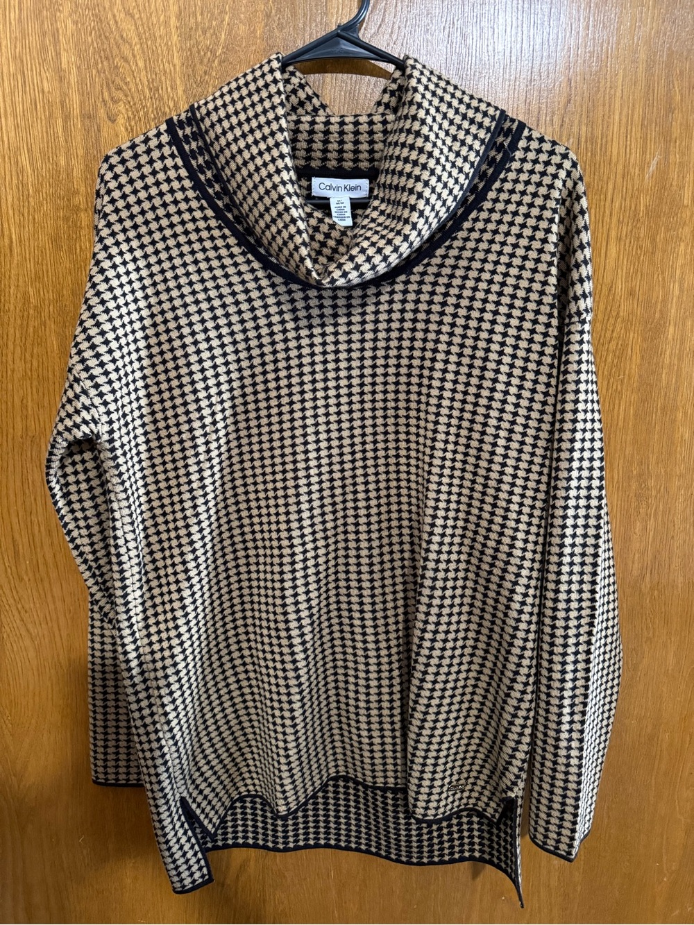 Calvin Klein Houndstooth Cowl Neck Sweater - Black & Tan